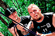 Vitus Eicher und Daniel Adlung sichern die Teamkollegen (©Foto: Montee)